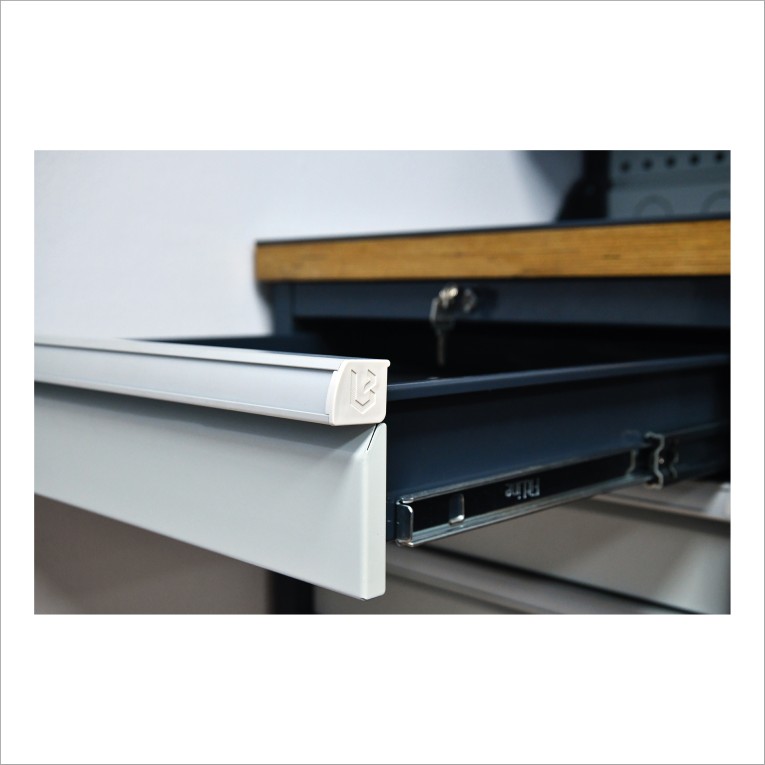 Верстак FBK 205.36.4-2F купить в Волгограде Верстак FBK 205.36.4-2F купить в Волгограде