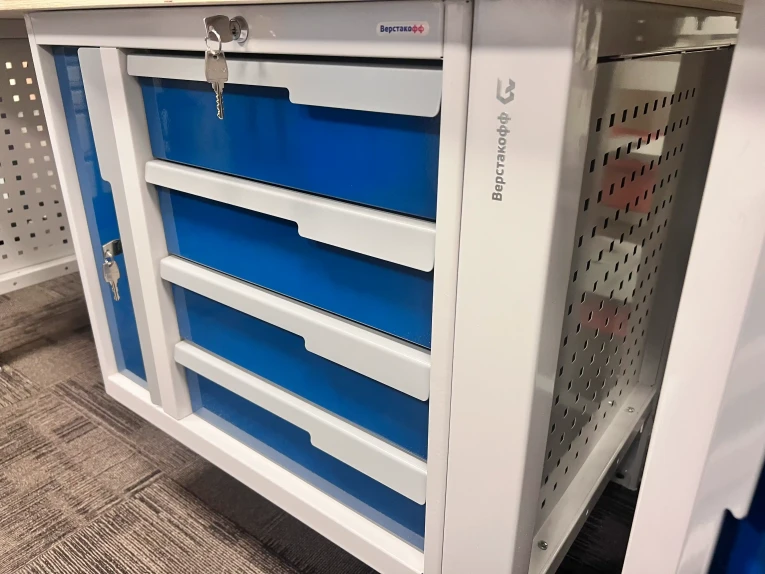 Верстак CTR 2232.S4L4M4.4-1 купить в Волгограде Верстак CTR 2232.S4L4M4.4-1 купить в Волгограде