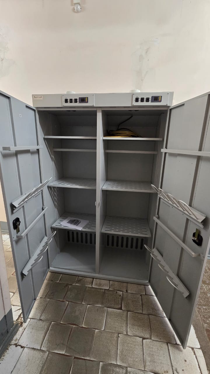 Сушильный шкаф ШС-4 СП3 Ф для одежды, белья и обуви купить в Волгограде Сушильный шкаф ШС-4 СП3 Ф для одежды, белья и обуви купить в Волгограде