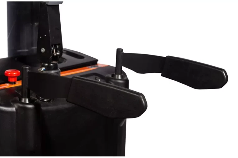 Штабелер электрический самоходный с платформой 1,5 т - 5,6 м Вилы: 1150 , АКБ Свинцово - кислотная, CL1556W SIBLINE купить в Волгограде Штабелер электрический самоходный с платформой 1,5 т - 5,6 м Вилы: 1150 , АКБ Свинцово - кислотная, CL1556W SIBLINE купить в Волгограде