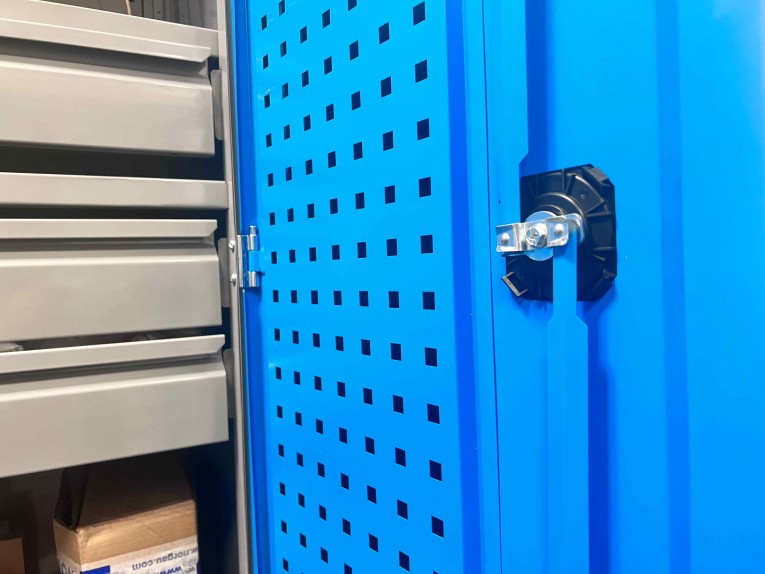 Шкаф инструментальный TNC 182.6S купить в Волгограде Шкаф инструментальный TNC 182.6S купить в Волгограде