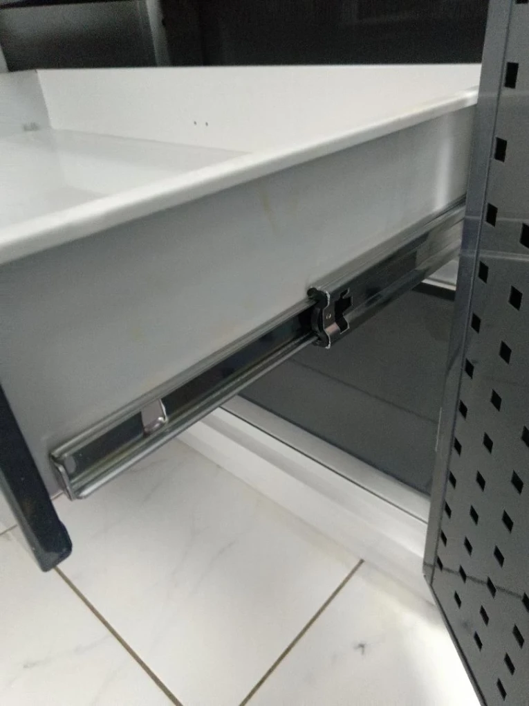 Шкаф инструментальный FBK 20 P.2S купить в Волгограде Шкаф инструментальный FBK 20 P.2S купить в Волгограде