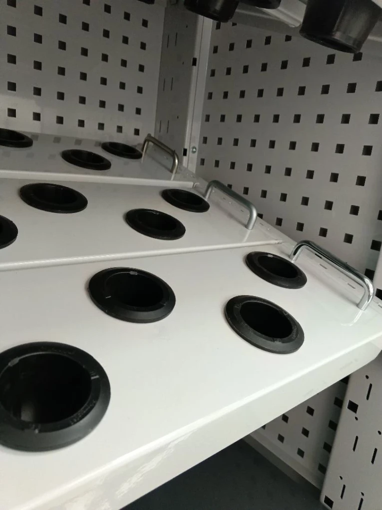 Шкаф инструментальный FBK 20 R.B3.1S (9403.7503) купить в Волгограде Шкаф инструментальный FBK 20 R.B3.1S (9403.7503) купить в Волгограде