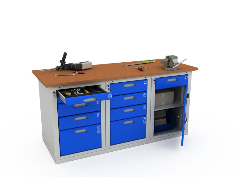 Верстак трехтумбовый WOKER PRO 3542.1800 купить в Волгограде Верстак трехтумбовый WOKER PRO 3542.1800 купить в Волгограде